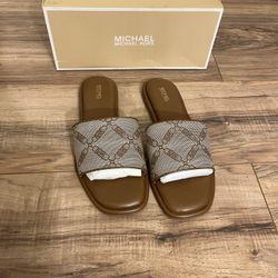 Michael Kors Hayworth Empire Logo Jacquard Slide Sandal Natural Luggage Size 10