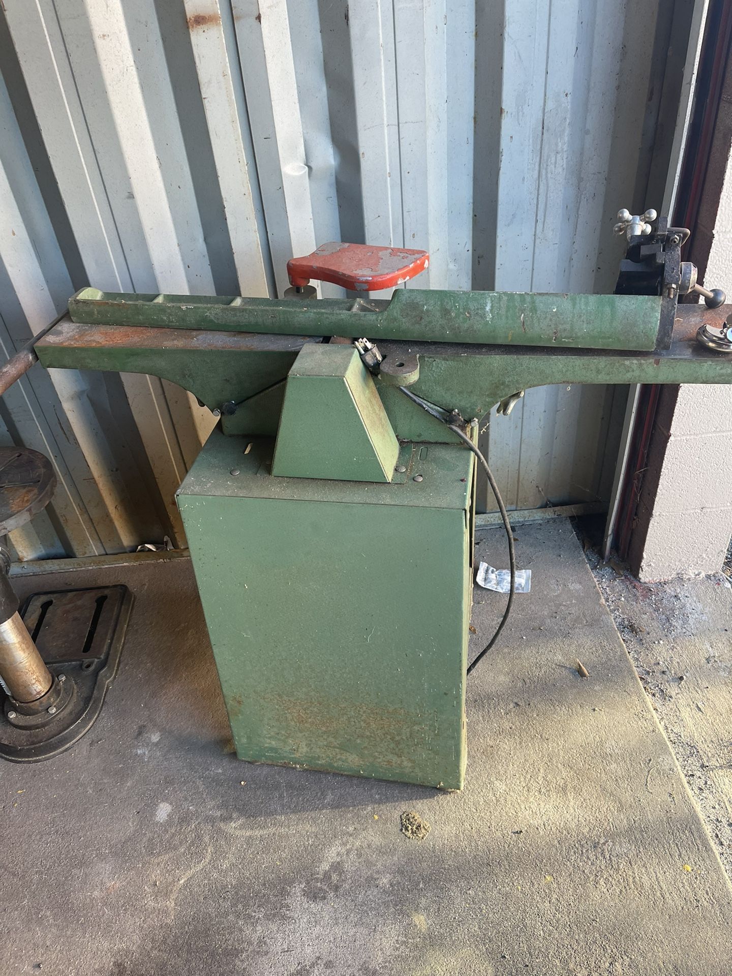 Jointer