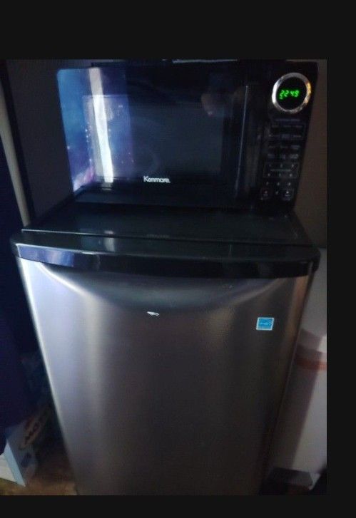 Refridge And Microwave For Sale!