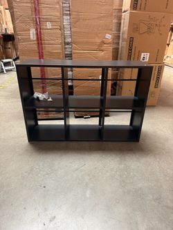 Bookshelf. BNJ Metal black 6-Cube Bookcase with Stand, Low Profile Floor Standing Storage Shelves Unit for Living Room, Bedroom, Home Office, Non-Slip