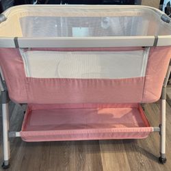 Rocking Bassinet, Bedside Sleeper, For Baby, Newborn  Co-sleeper, Bluetooth Bassinet 