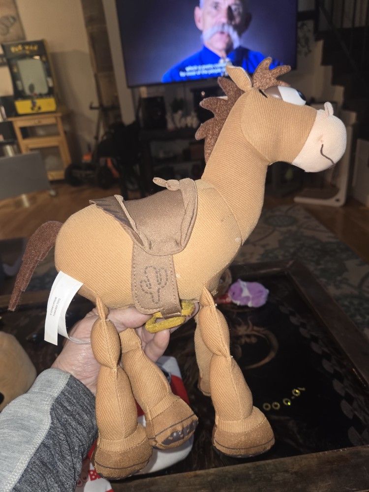 Disneys Bullseye Interactive 17in Plush