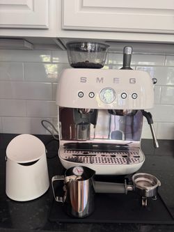 Smeg espresso machine - excellent condition