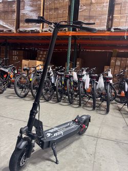 Long-range electric scooter