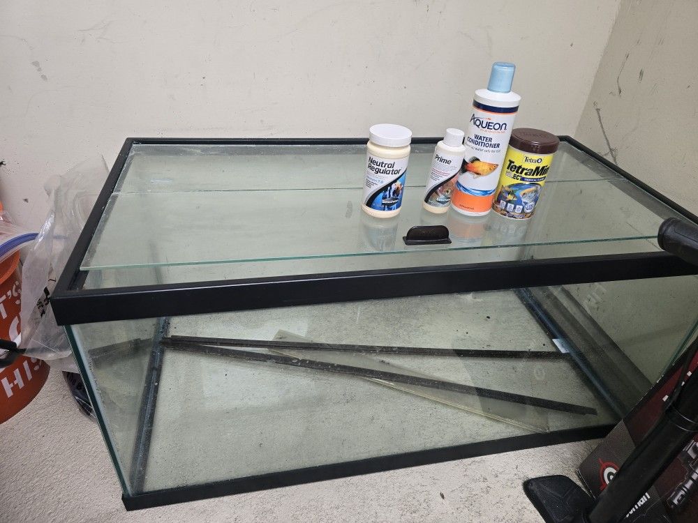 40 Gallom Tank W/ Entire Kit