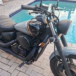 Honda swadow 2024 750cc