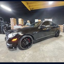 19 INCH NEW WHEELS AMG STYLE STAGGERED FOR MERCEDES BENZ C300 C250 C350 E300 E350 E550 C43 C63 WITH NEW TIRES !!!