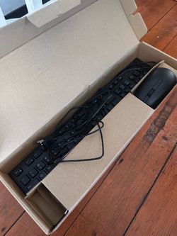 Dell wired keyboard and mouse combo.