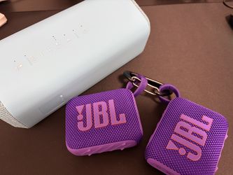 Bluetooth speakers bundle