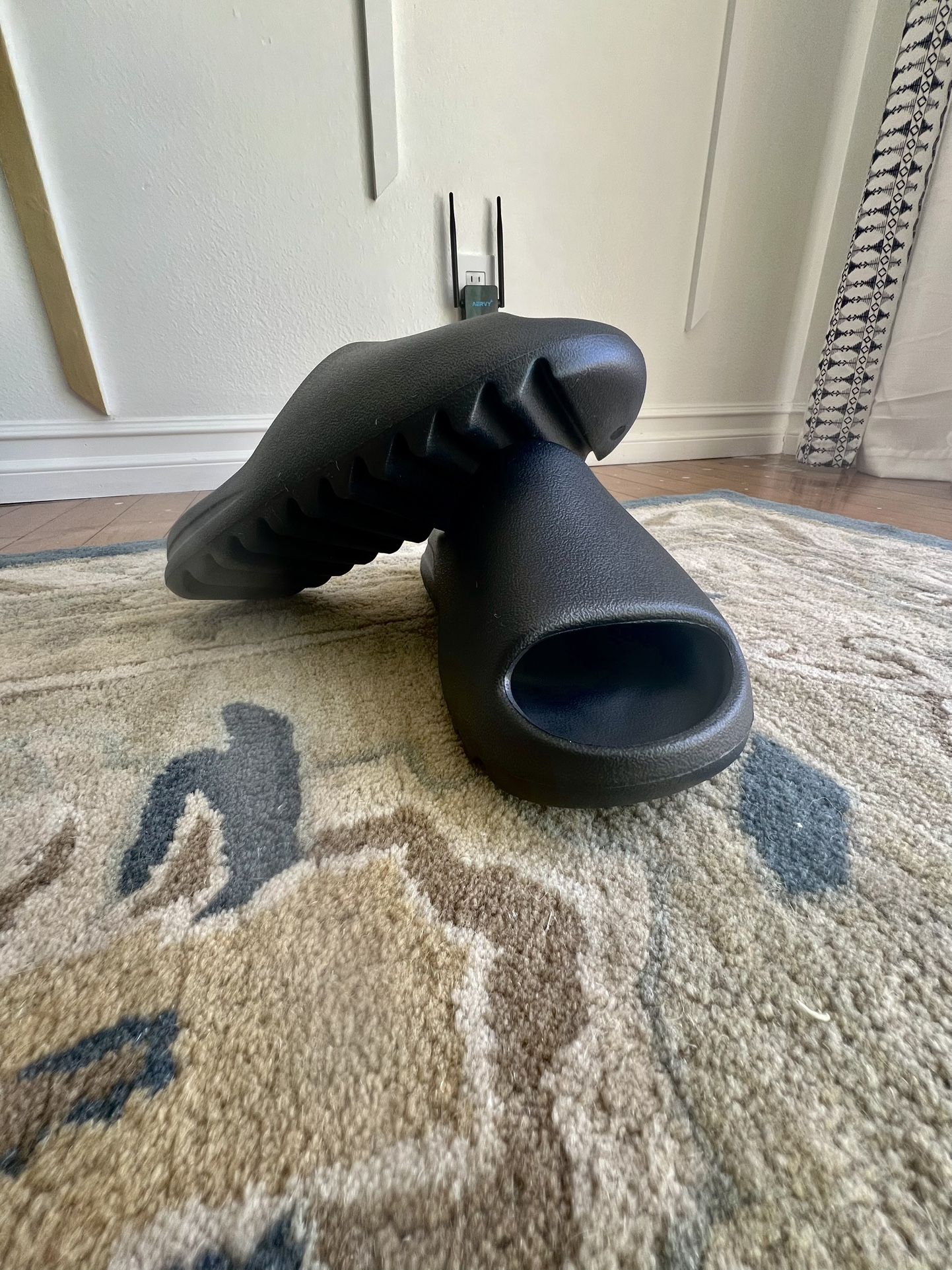 Black Comfortable Slides