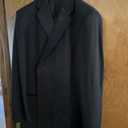 Caravelli Tuxedo Suit