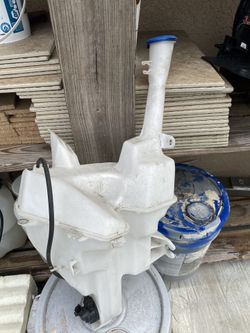 2014 - 2016 Kia Soul water reservoir!!