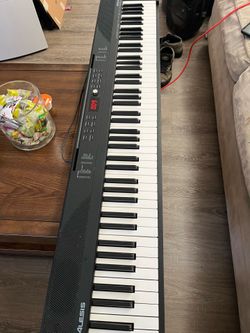 Alesis Recital Play