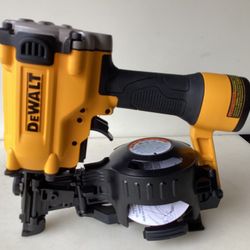 DeWalt 15° Coil Roofing Nailer 