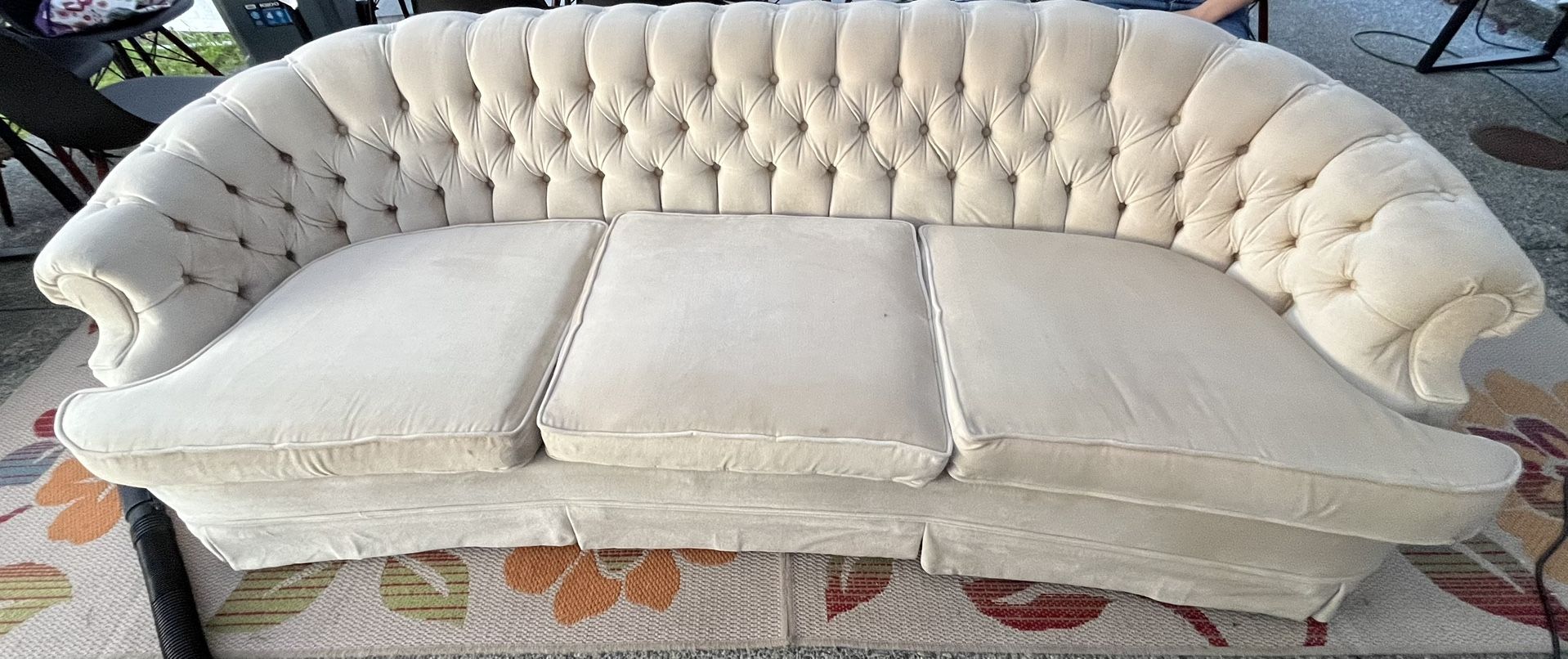 Beige Velvet Vintage Style Curve Couch