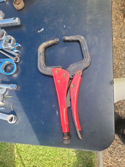 Blue point locking c-clamp
