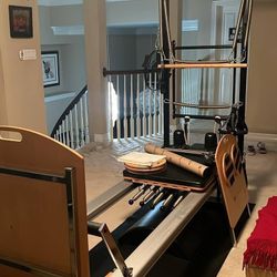 Merrithew Stott Pilates Reformer 