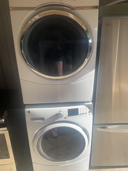 GE Electric Front Load Washer And Dryer Set Stackable