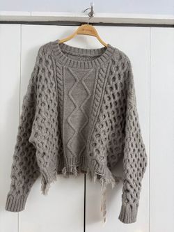 Gray Cable Knit Wool Blend Sweater – One Size