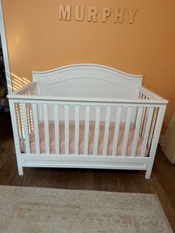 Delta convertible crib