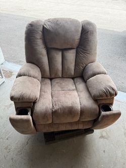 Power Lift Recliner Chair w/ Heat, Massage & Hidden Cup Holders