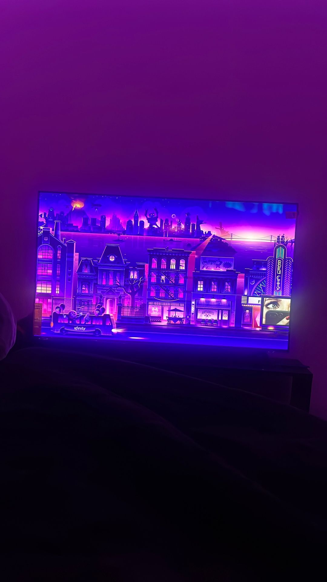 50 Inch Tcl Tv HD Roku Remote Included!