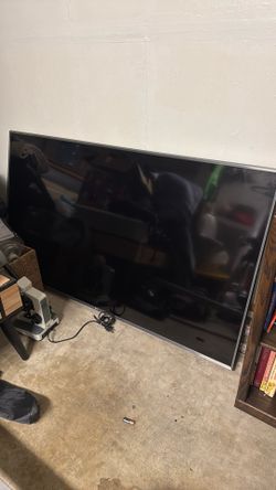 70 inch LG 4K television tv