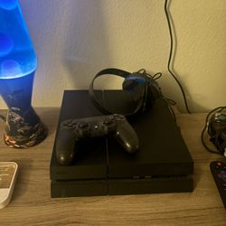 PS4
