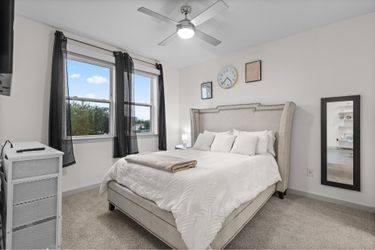 Queen size bed
