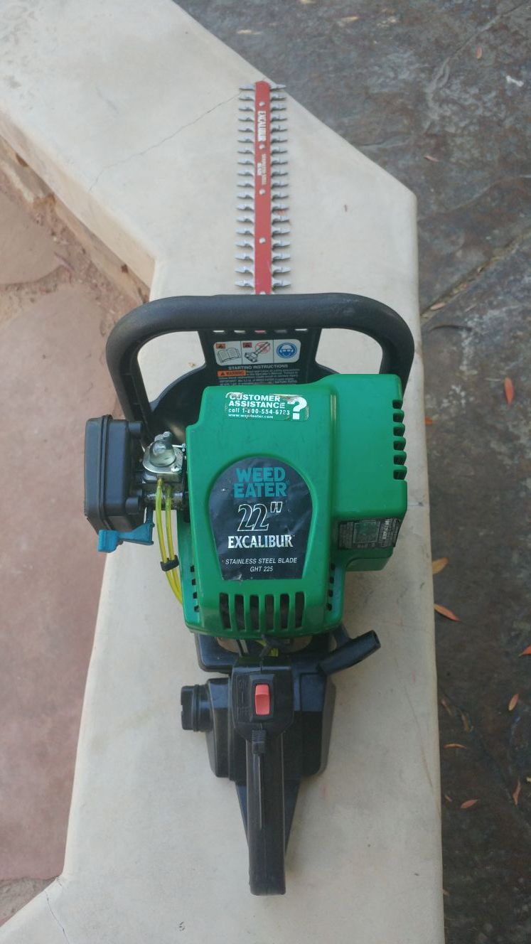 Black And Decker Corded Weed Trimmer for Sale in North Las Vegas, NV -  OfferUp