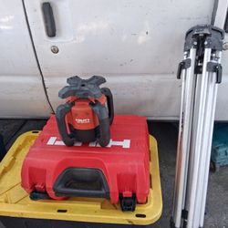 HILTI PR 30 HVS 12V 2PILAS  Y CARGADOR 
