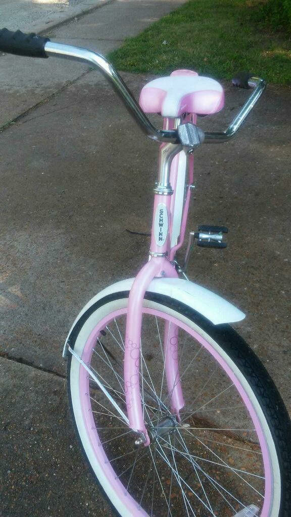 26" Schwinn pink girl bike