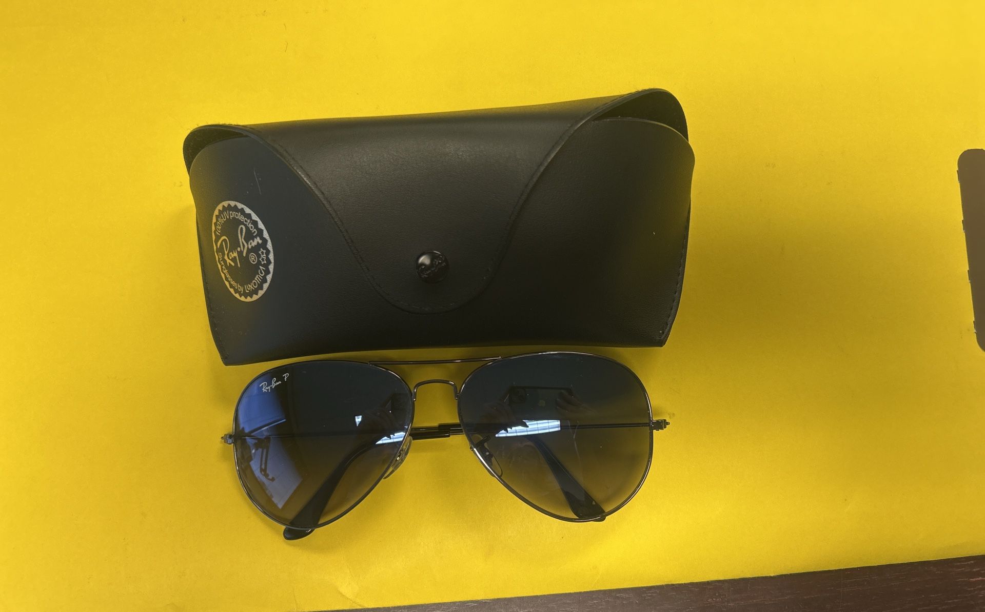*New* Ray-Ban Polarized Aviator Sunglassws