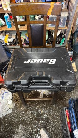 BAUER 11 Amp, 1-9/16 in. SDS-MAX Type Variable-Speed Rotary Hammer