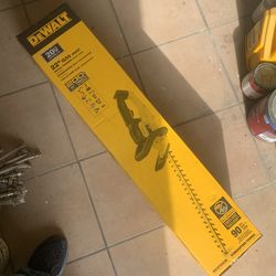 Dewalt 22” Edge Trimmer 