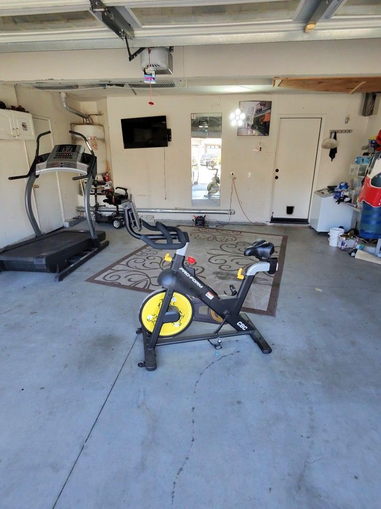 Bicycle Exercise Machine
