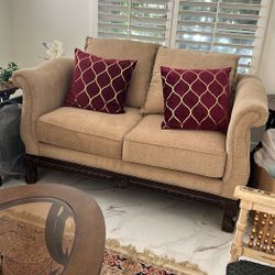 Living Room Traditional Furniture 