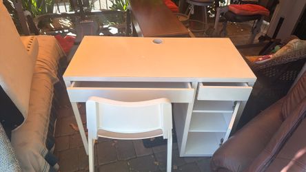 Desk with chair