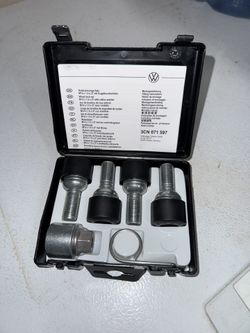 Volkswagen Wheel Locks