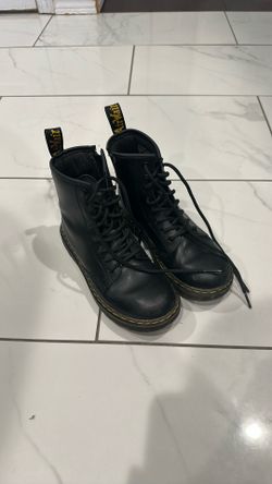 Kids' Lace Up Dr Marten Boots Sz 2