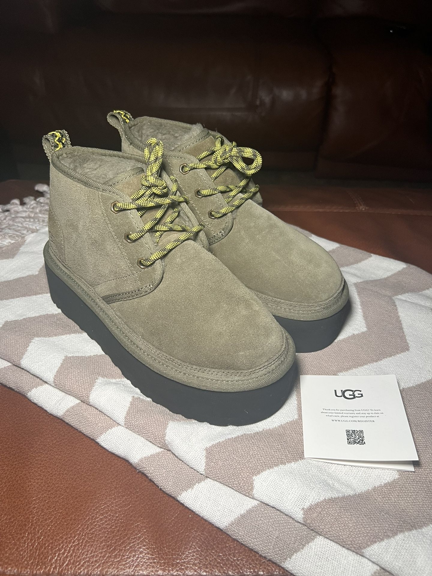 UGG Neumel Heritage Platform 