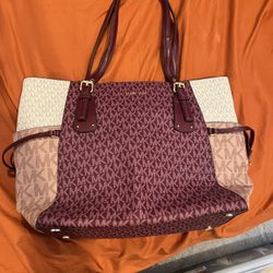 Michael Kors Shoulder Bag