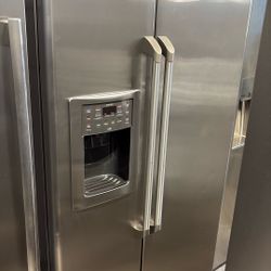GE Side By Side Refrigerator