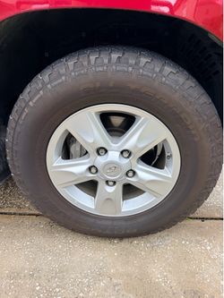 Tundra Land Cruiser 5x150 R18 with tires