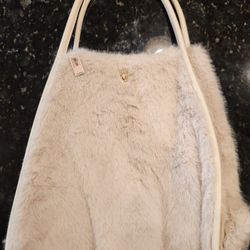 🤍 Nwt Victorias Secret Faux Fur Tote Bag Winter 2025