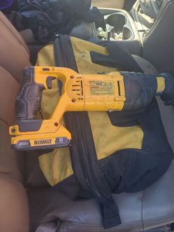 20 volts Dewalt reciprocating saw