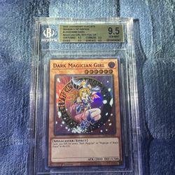 Yu-Gi-Oh Dark Magician Girl Red Foil 