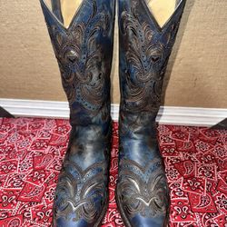 Women’s Cowboy Boot Size 8.5