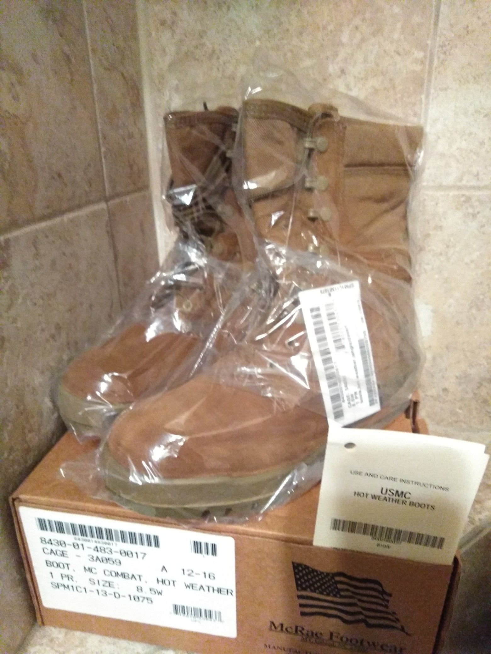 USMC Hot Weather Boots Style #8187 - 8.5W *NIB*
