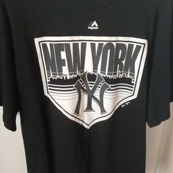 New York Yankees majestic T-shirt size XL